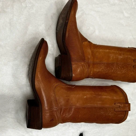 Frye Women's Tan Leather Boots - Picture 3 of 13
